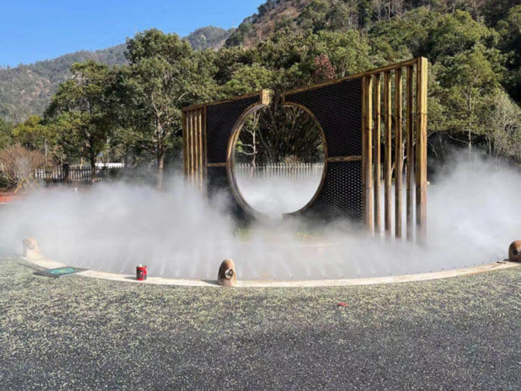 浙江温州雁荡山景区雾森造景